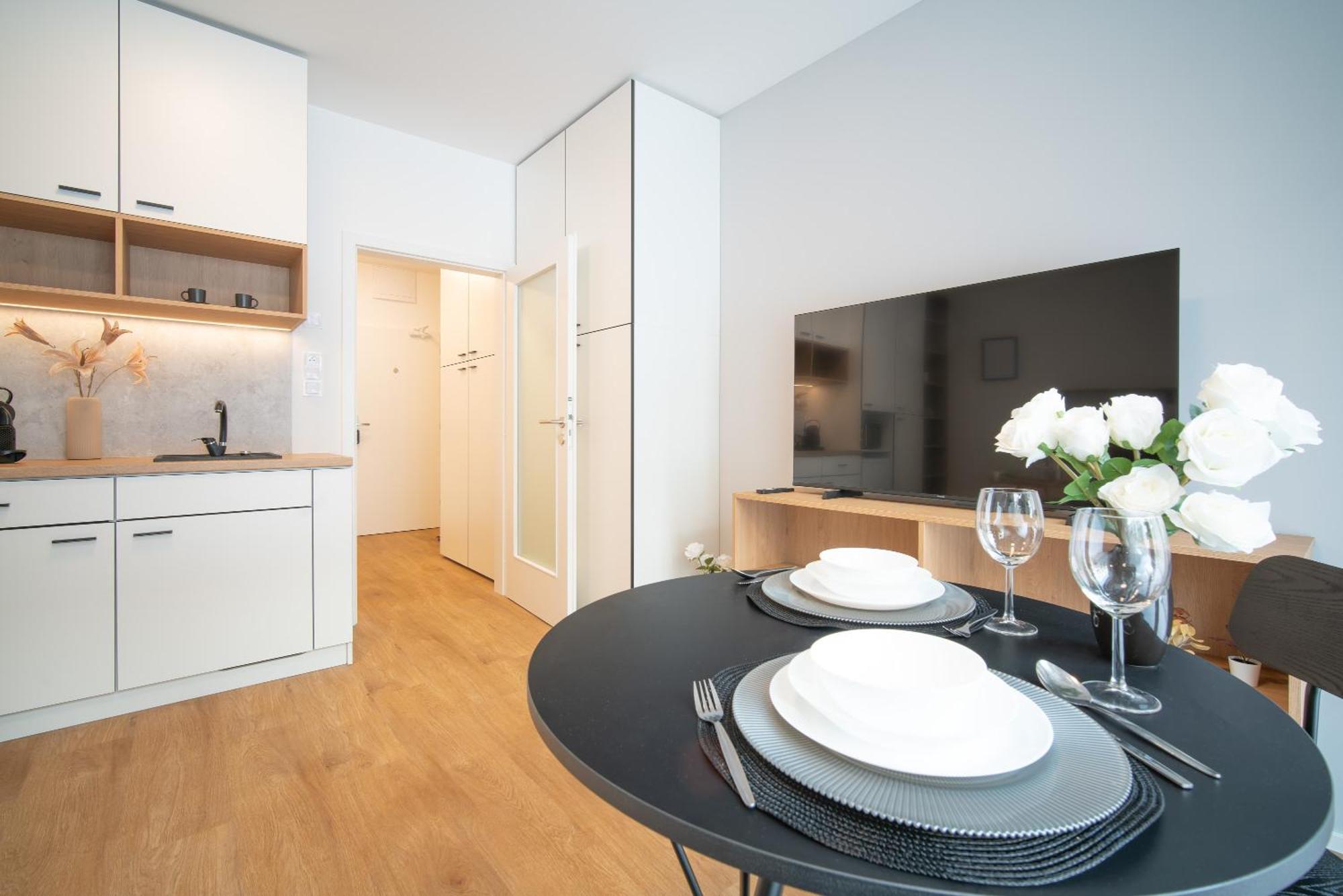 City Relax Apartments With Free Parking, 10 Mins Walk To City Centre ブルノ エクステリア 写真