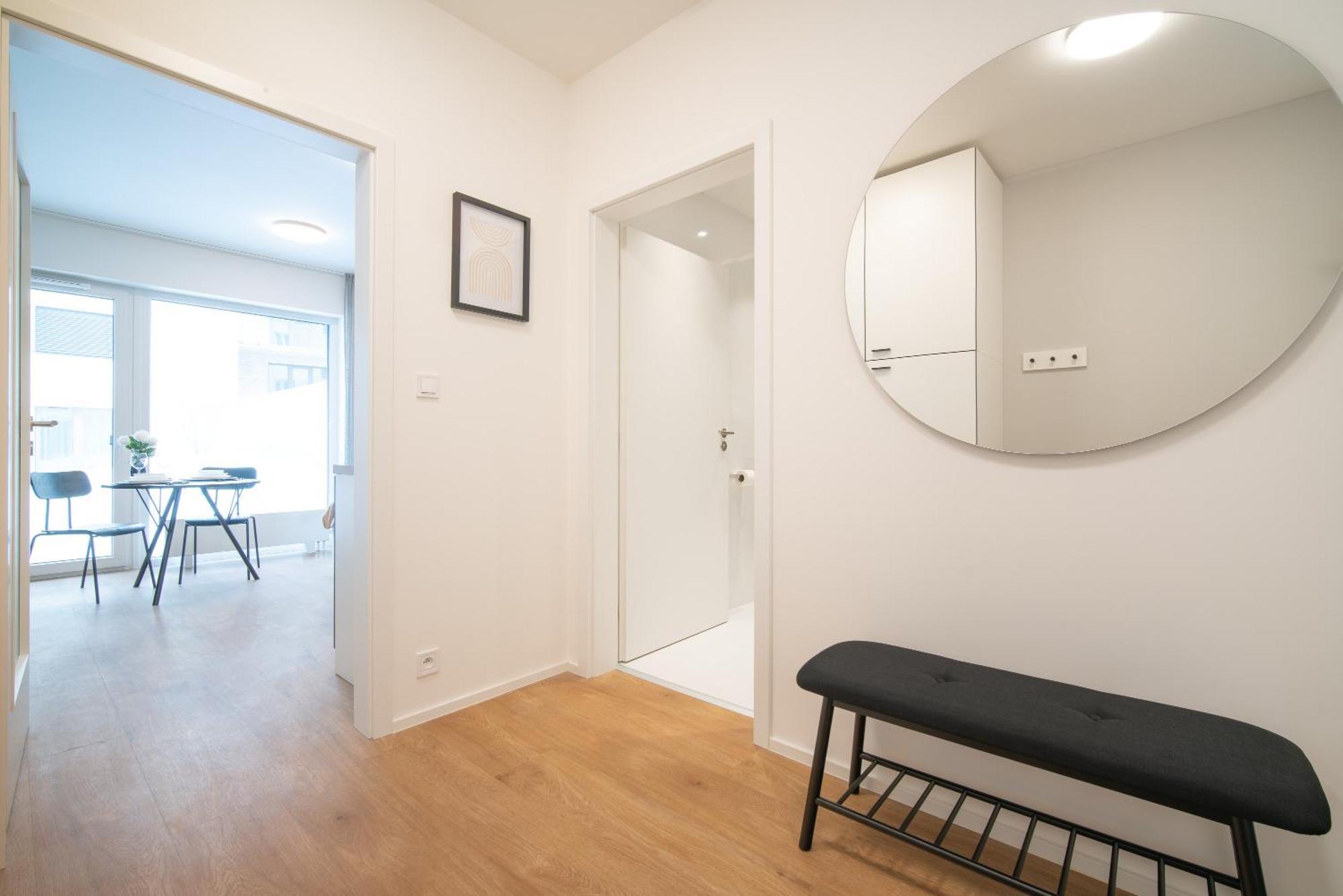 City Relax Apartments With Free Parking, 10 Mins Walk To City Centre ブルノ エクステリア 写真